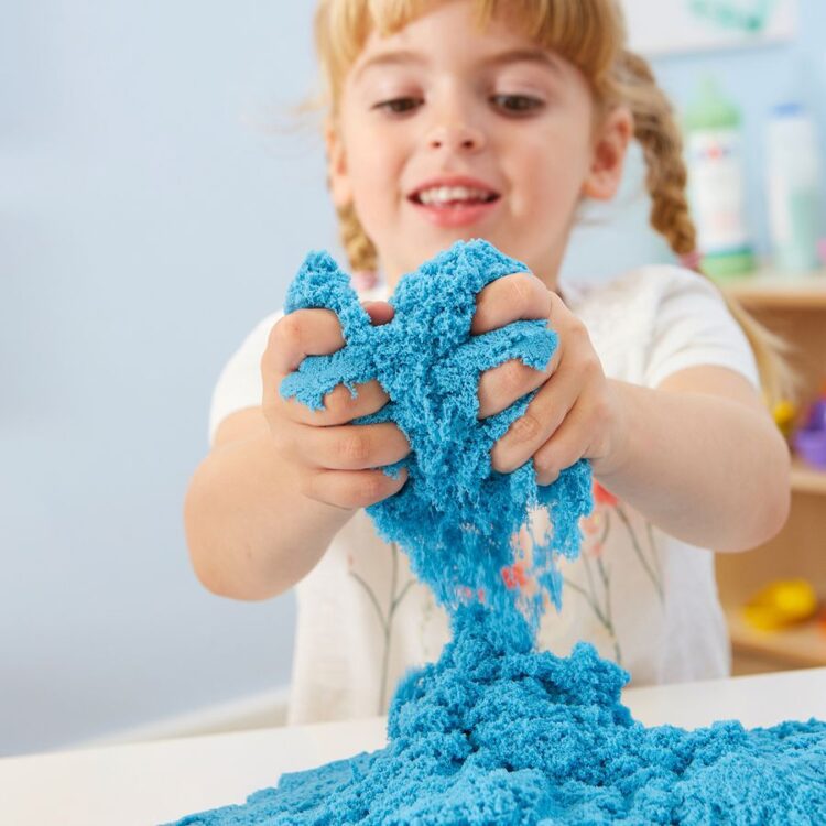 Messy Play Mouldable Stretchy Elasti Sand